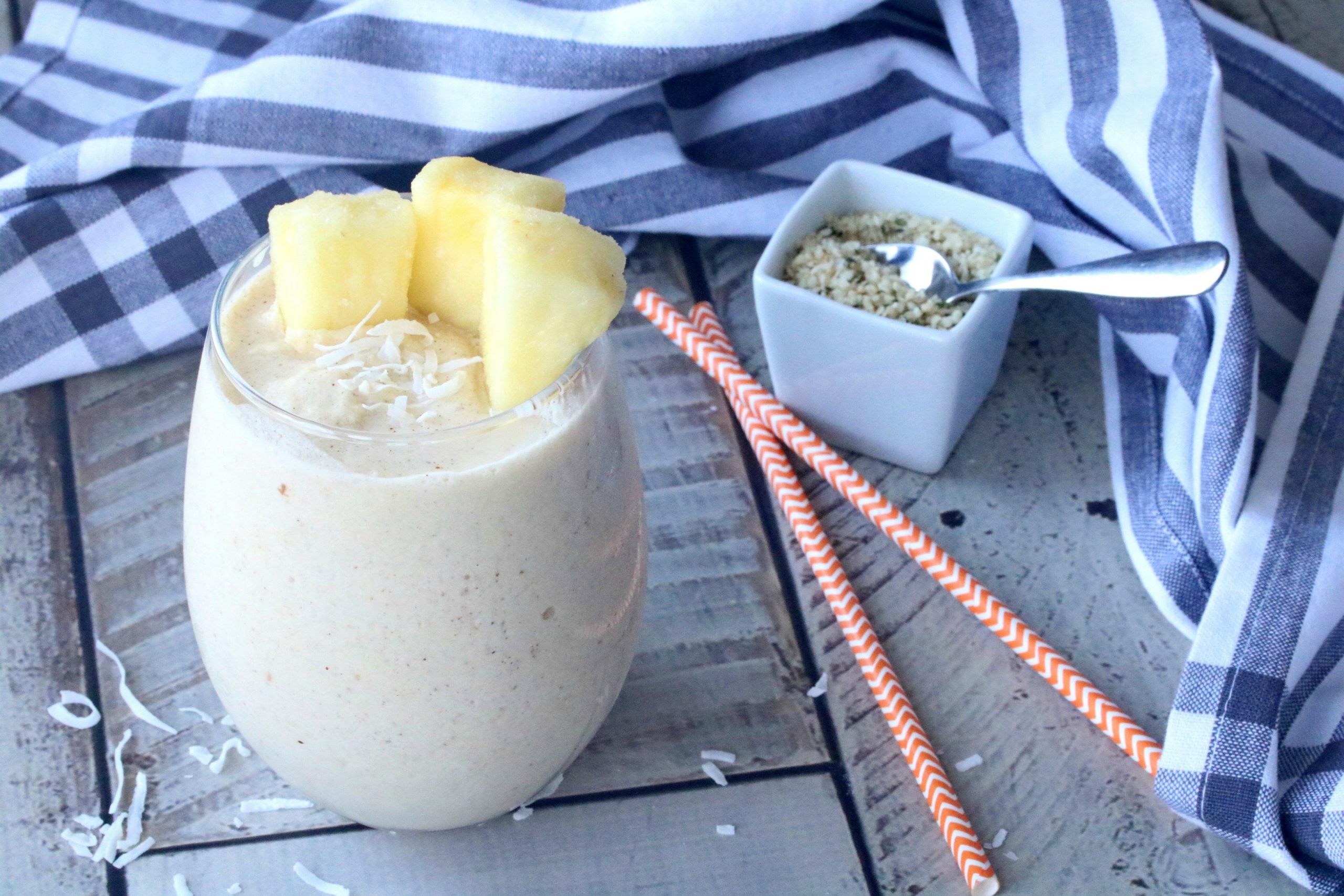 Vegan Pineapple Smoothie