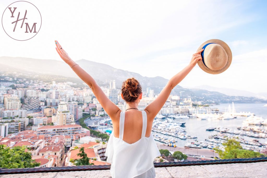 girl traveling the world